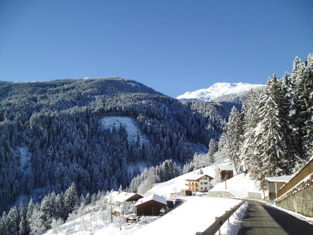 Gastehaus Rieser Hotel Ried im Zillertal Pokój zdjęcie